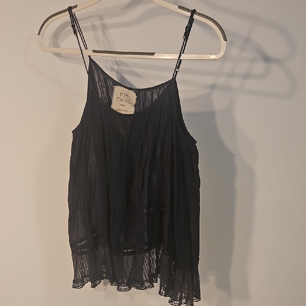 Free People One blue Sheer Lace-Trim Spaghetti Strap Tank Top Sz M